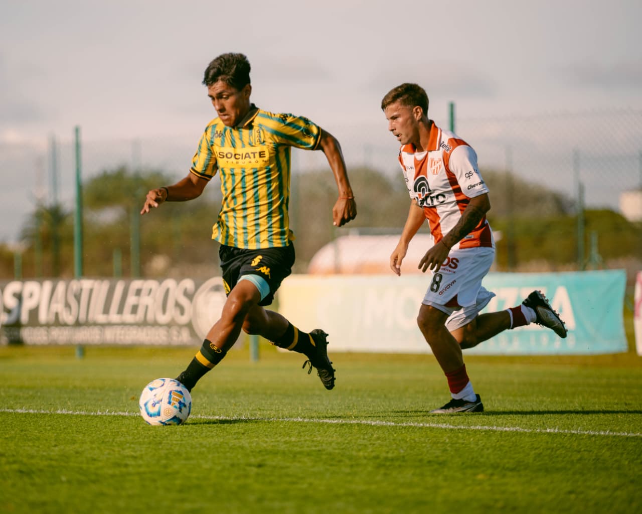 Aldosivi lo dio vuelta y festejó en reserva